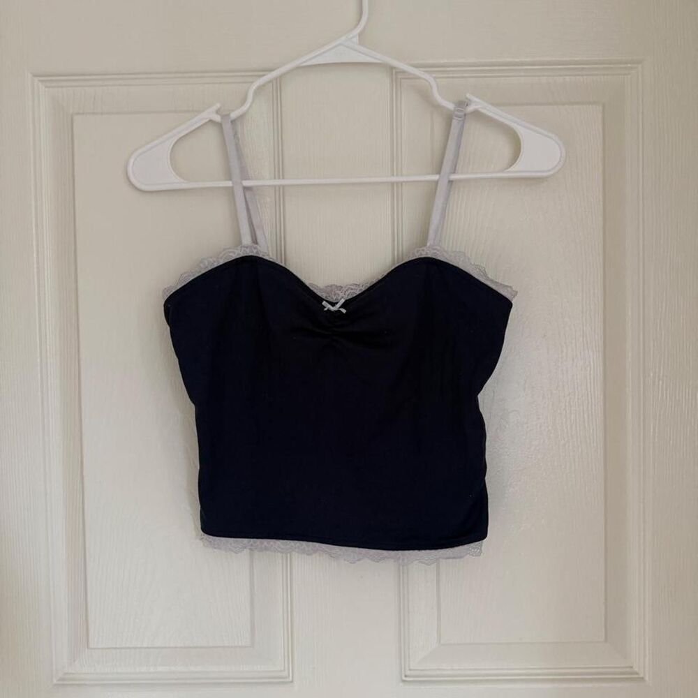 Unbranded Women's Black and Navy Crop-top